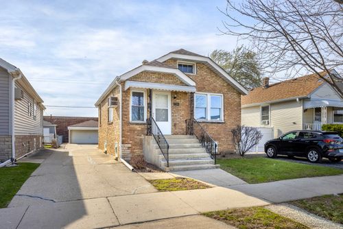 1706 N 15th Ave, Melrose Park, IL, 60160-2110 | Card Image