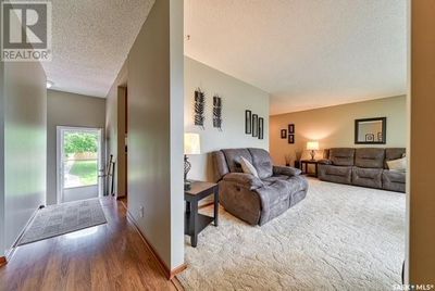 1615 Marshal Cres, House other with 4 bedrooms, 2 bathrooms and null parking in Moosejaw SK | Image 2