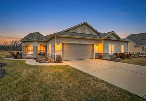 W162N5503 Westwind Drive, Menomonee Falls, WI, 53051 | Card Image