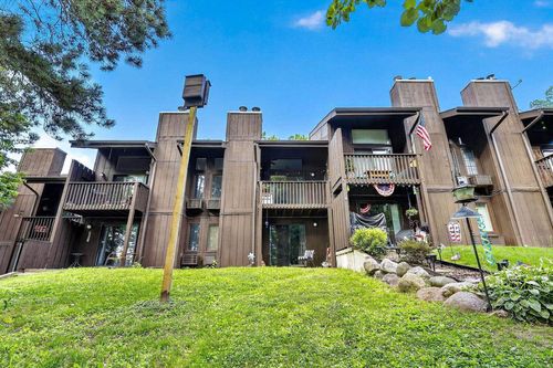 6 Elm Trl, Wisconsin Dells, WI, 53965-8847 | Card Image