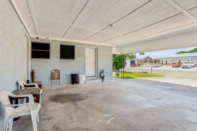 204 N Elm St, House other with 3 bedrooms, 2 bathrooms and null parking in Kemp TX | Image 23