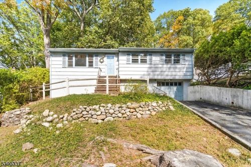 37 Demarest Ave, Oakland, NJ, 07436-2603 | Card Image