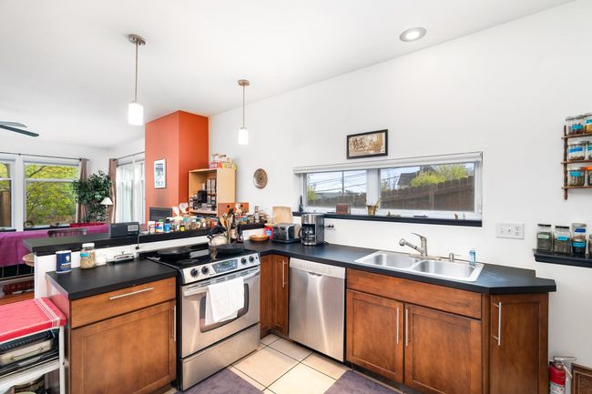 APT-1 - 14 W 5 Th St, Townhouse with 2 bedrooms, 1 bathrooms and null parking in Duluth MN | Image 11