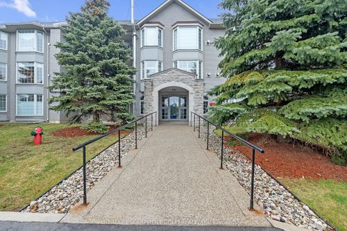 106-990 Golf Links Rd, Ancaster, ON, L9K1J8 | Card Image