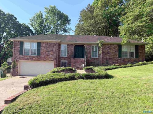 8711 Edgehill Dr Se, Huntsville, AL, 35802-3641 | Card Image