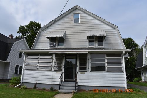 39 Highland Ave, Beacon Falls, CT, 06403-1109 | Card Image