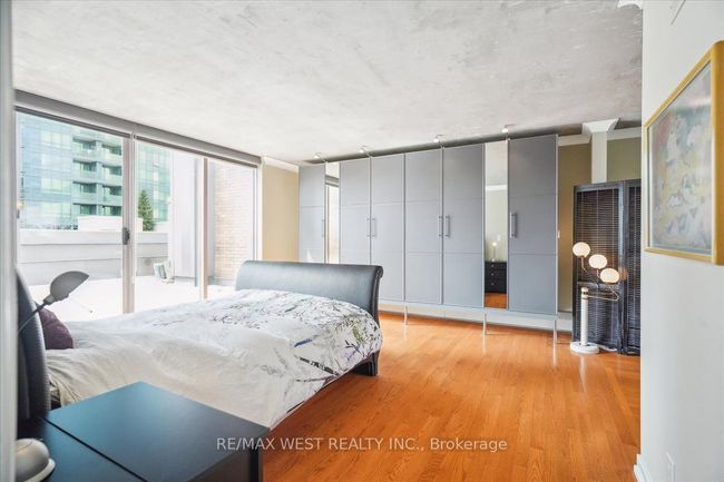 108 - 3 Duplex Ave, Condo with 3 bedrooms, 3 bathrooms and null parking in North York ON | Image 11