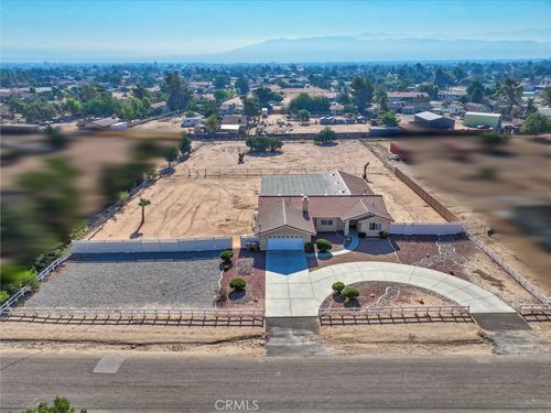 8471 8th Ave, Hesperia, CA, 92345-3905 | Card Image