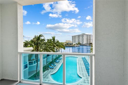 307-1945 S Ocean Dr, Hallandale Beach, FL, 33009-6061 | Card Image