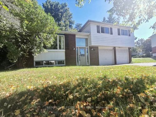 17 Larkdale Cres, Angus, ON, L0M1B0 | Card Image