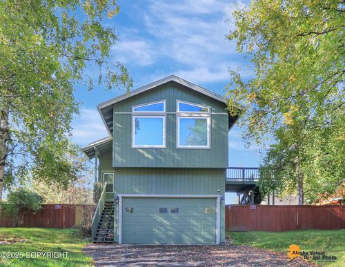 12130 Timberlane Dr, Anchorage, AK, 99515-3376 | Card Image