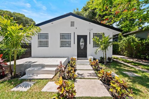 1832 Nw 67th St, Miami, FL, 33147-7452 | Card Image
