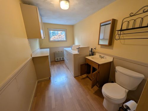 30 Pleasant St, Plymouth, NH, 03264-1116 | Card Image