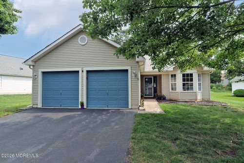 9 Ridgemont Ln, Whiting, NJ, 08759-2978 | Card Image