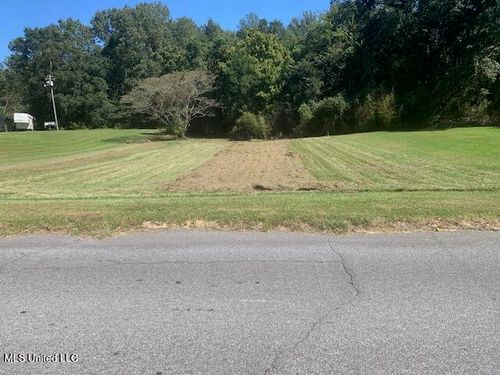 104 Briarwood Rd, Natchez, MS, 39120-4502 | Card Image