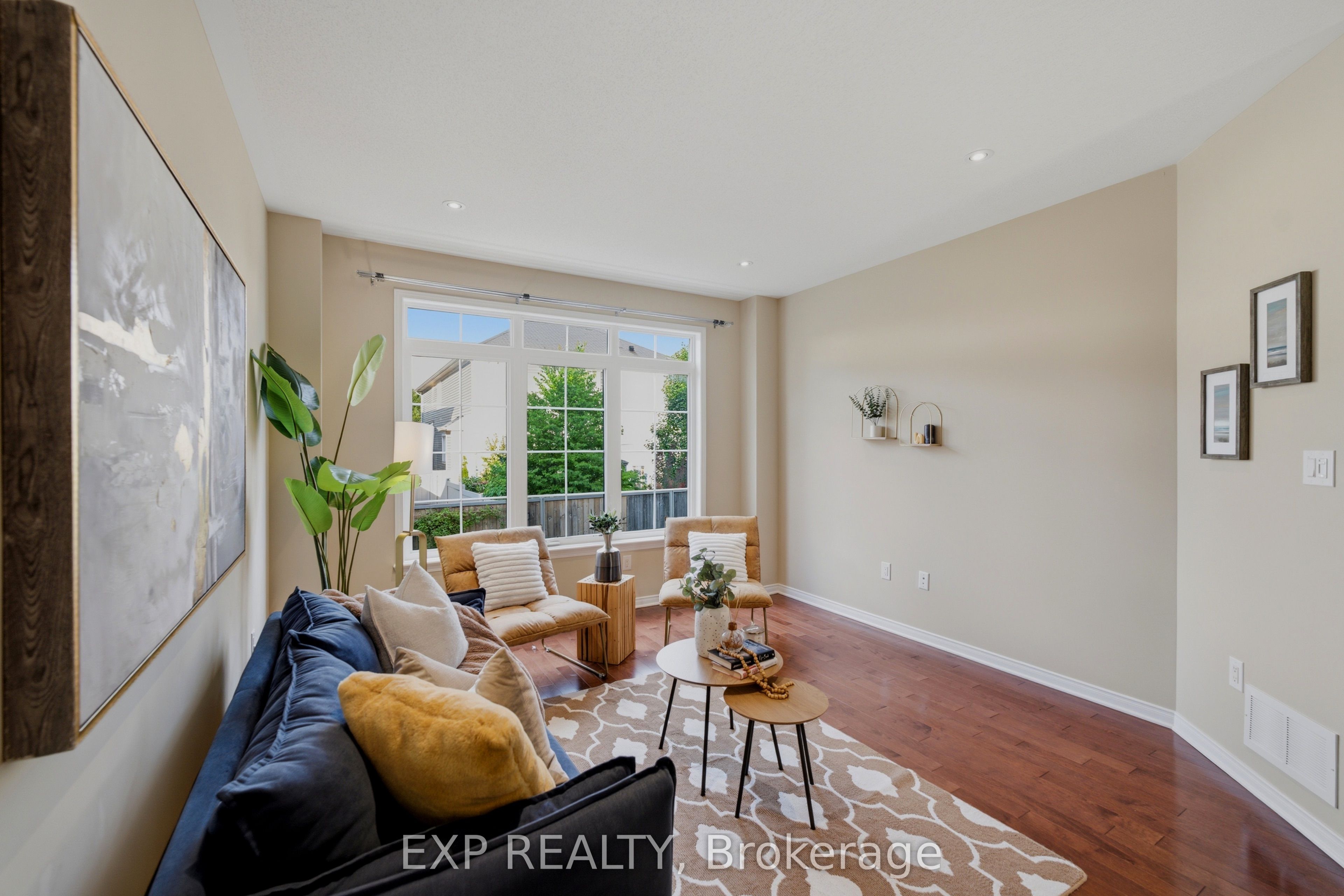 Residential in Barrhaven 4