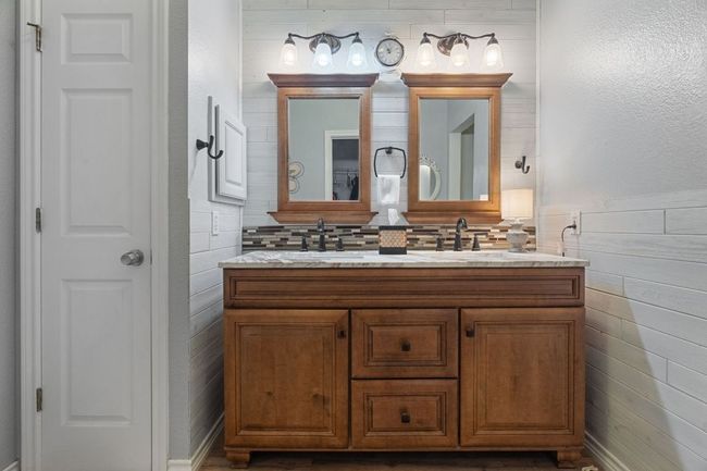 UNIT-103 - 7501 Shadowridge Run, Condo with 2 bedrooms, 3 bathrooms and 1 parking in Austin TX | Image 20