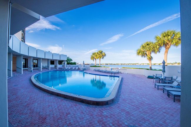 APT-1134 - 122 Lakeshore Dr, Condo with 2 bedrooms, 2 bathrooms and null parking in North Palm Beach FL | Image 60