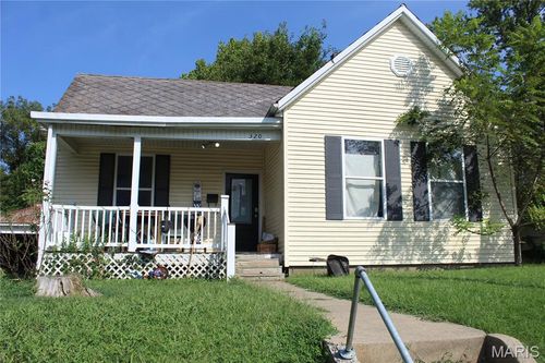 320 N Fountain Street, Cape Girardeau, MO, 63701 | Card Image