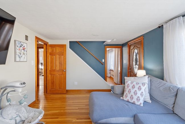 18 Glendale Ave, House other with 3 bedrooms, 2 bathrooms and 3 parking in Peabody MA | Image 9