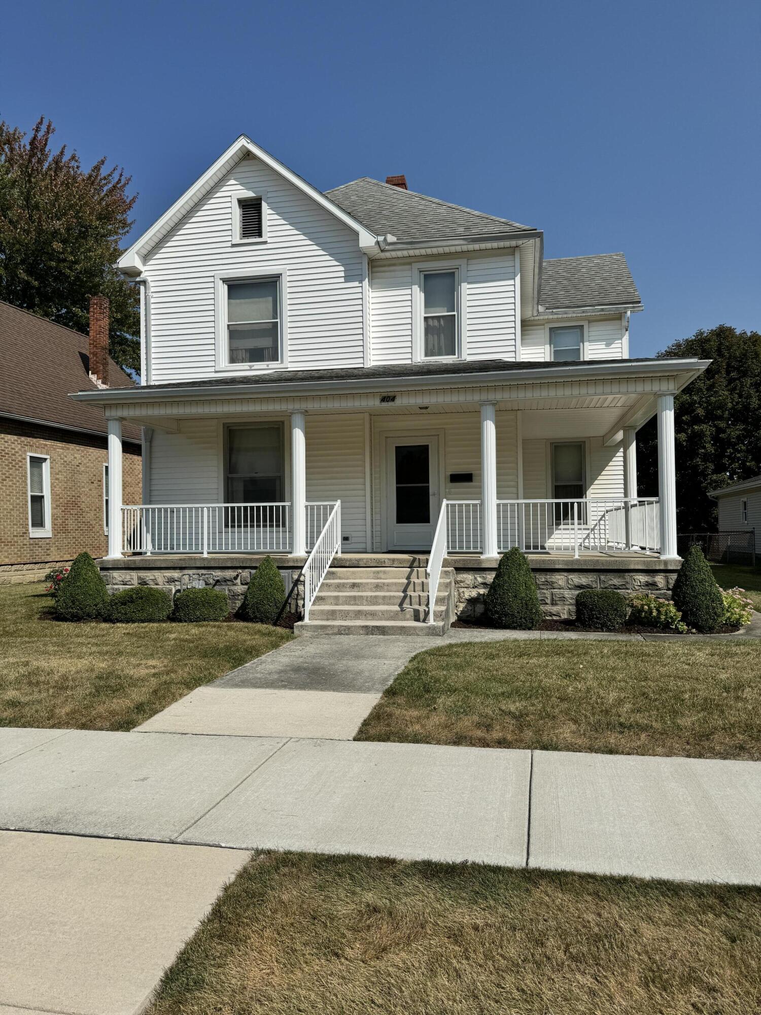 Benton St, Wapakoneta, OH 45895