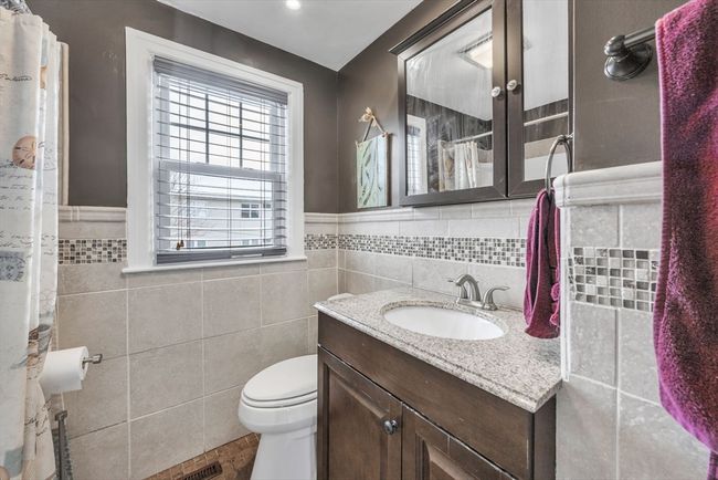117 Vale St, House other with 3 bedrooms, 2 bathrooms and 4 parking in Worcester MA | Image 14