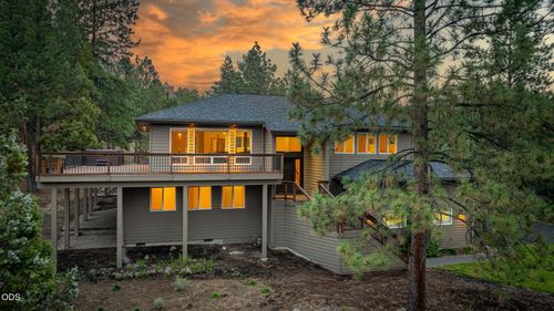 1960 Nw Keenan Ct, Bend, OR, 97703-5456 | Card Image