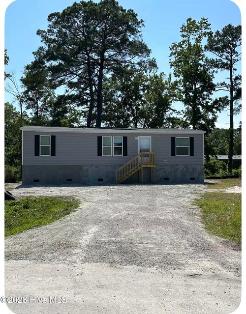 202 Gray Rd, Newport, NC, 28570-9509 | Card Image