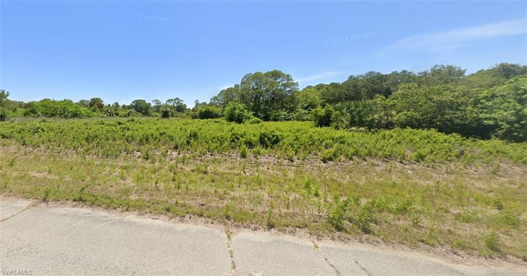 Land in LABELLE 3