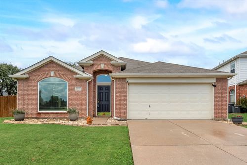 2801 Crater Lake Ln, Denton, TX, 76210-3379 | Card Image