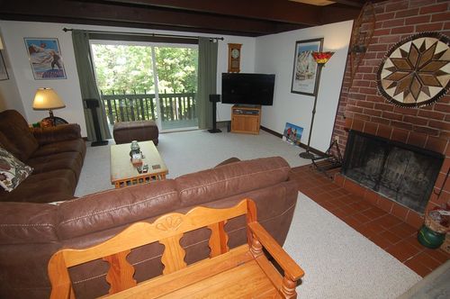 19 Stratton West Rd, Winhall, VT, 05340-8839 | Card Image
