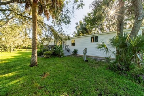 1615 Darby Rd, SARASOTA, FL, 34240-8903 | Card Image