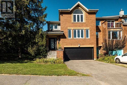 2A Weslock Way, Ottawa, ON, K2K2N7 | Card Image