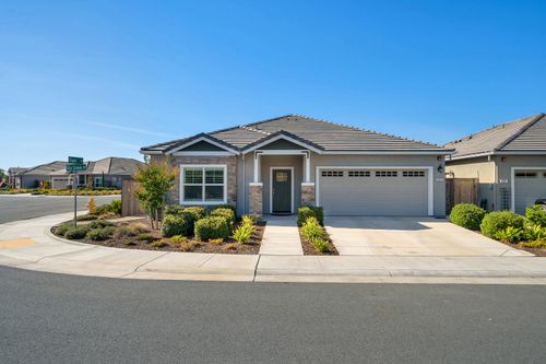 892 Dry Creek Road, Galt, CA, 95632 | Card Image