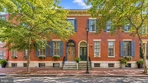 202-1704 Wallace St, PHILADELPHIA, PA, 19130-3376 | Card Image