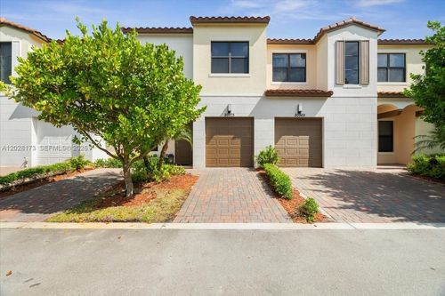 20975 Nw 1st Ct, Pembroke Pines, FL, 33029-3522 | Card Image
