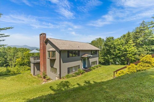 688 Glen Brook Rd, Stowe, VT, 05672-5194 | Card Image