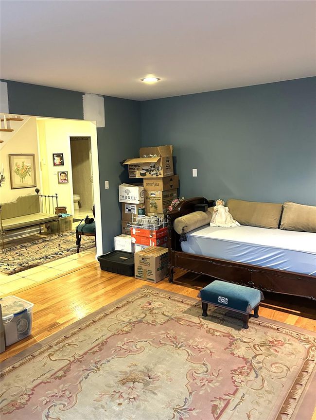 Front Parlor Room looking into Foyer | Image 9