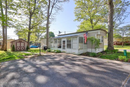372 Black Oak Ln, BATH, PA, 18014-9661 | Card Image