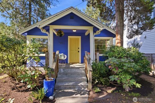 9051 2nd Avenue Nw, Seattle, WA, 98117 | Card Image