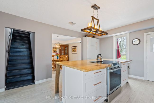 4196 Walkers Dr, House other with 3 bedrooms, 2 bathrooms and 6 parking in Glencoe ON | Image 7