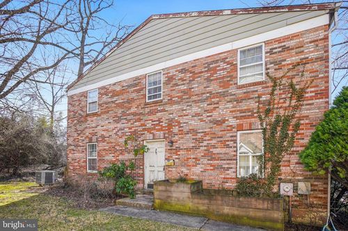 4915 Arctic Ter, ROCKVILLE, MD, 20853-2936 | Card Image