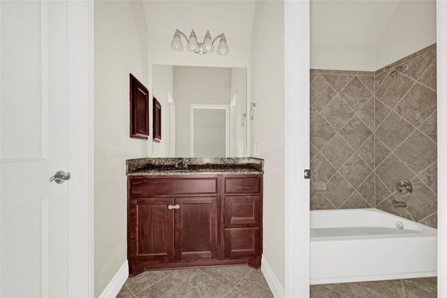 13617 Fountain Mist Dr, House other with 5 bedrooms, 5 bathrooms and 3 parking in Pearland TX | Image 38