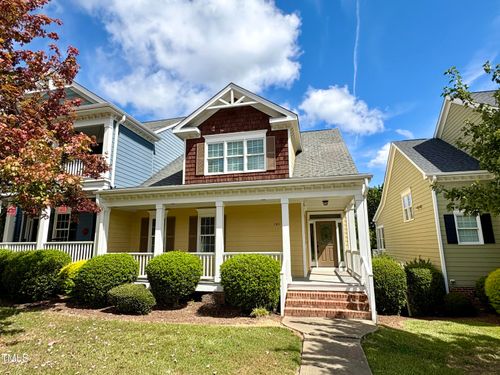 1321 Center St, Apex, NC, 27502-7018 | Card Image