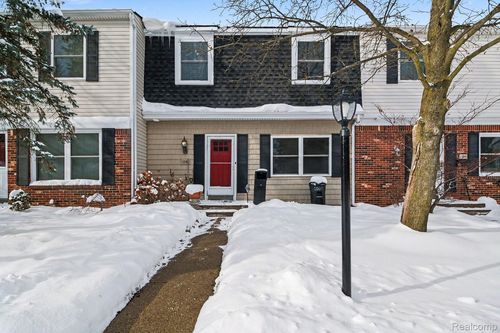 1208 Lear Ct, Rochester Hills, MI, 48307-3019 | Card Image