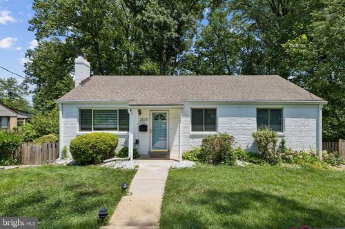 2519 Buckelew Dr, FALLS CHURCH, VA, 22046-1911 | Card Image