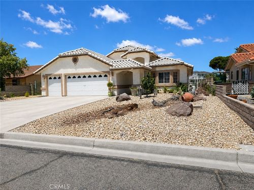 14576 Mast Ln, Helendale, CA, 92342-9697 | Card Image