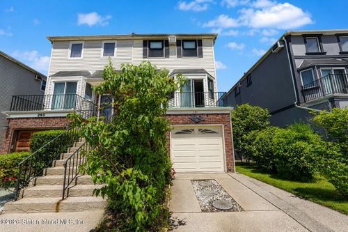 291 Travis Avenue, Staten Island, NY, 10314 | Card Image