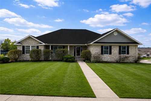 930 Oak Hill Ct, Troy, OH, 45373-1545 | Card Image
