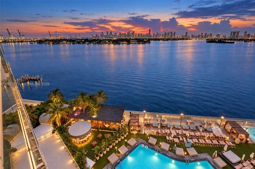 1020-1100 West Ave, Miami Beach, FL, 33139-4749 | Card Image